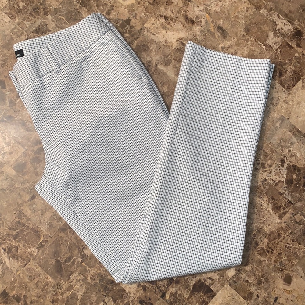 Amanda + Chelsea white & black pant, size 4, EUC